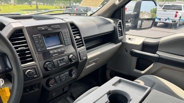 2022 Ford F-350 Super Duty XL