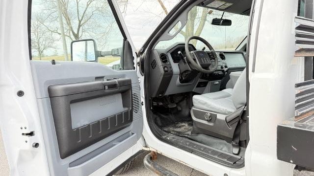 2016 Ford F-350 Super Duty XL