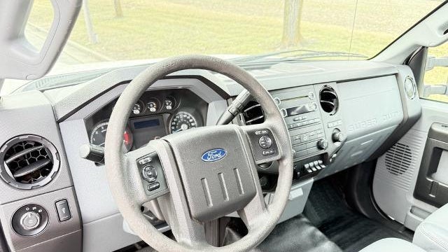 2016 Ford F-350 Super Duty XL