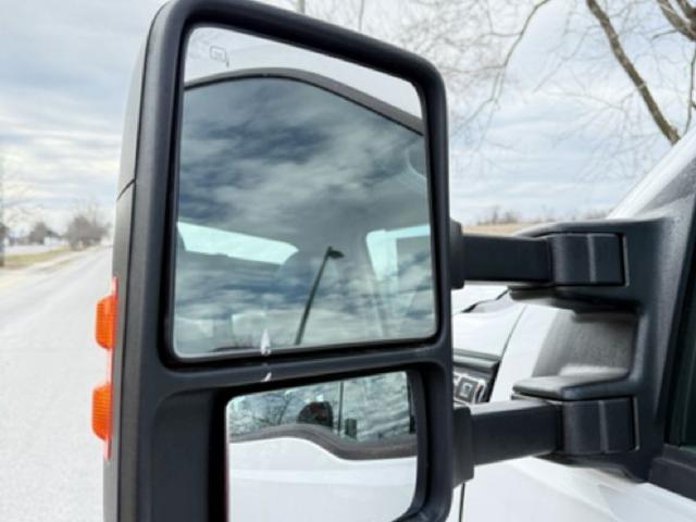 2016 Ford F-350 - $24,977