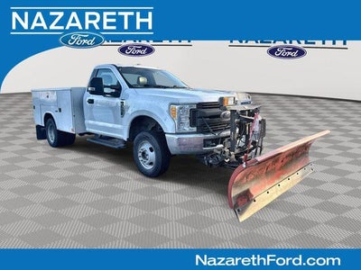2017 Ford F-350 Super Duty 4X4 XL 2DR Regular Cab 145 In. WB DRW Chassis
