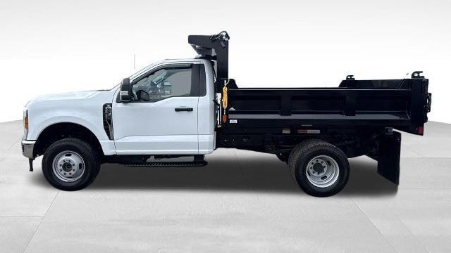 2025 Ford F-350 Super Duty XL