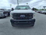 2023 F-350 Super Duty Thumbnail 2