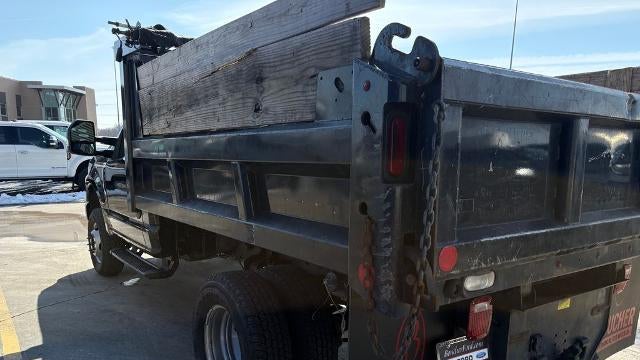 2022 Ford F-350 Super Duty XL