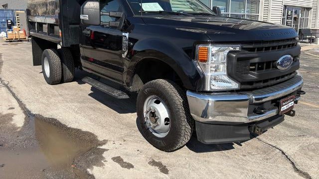 2022 Ford F-350 Super Duty XL
