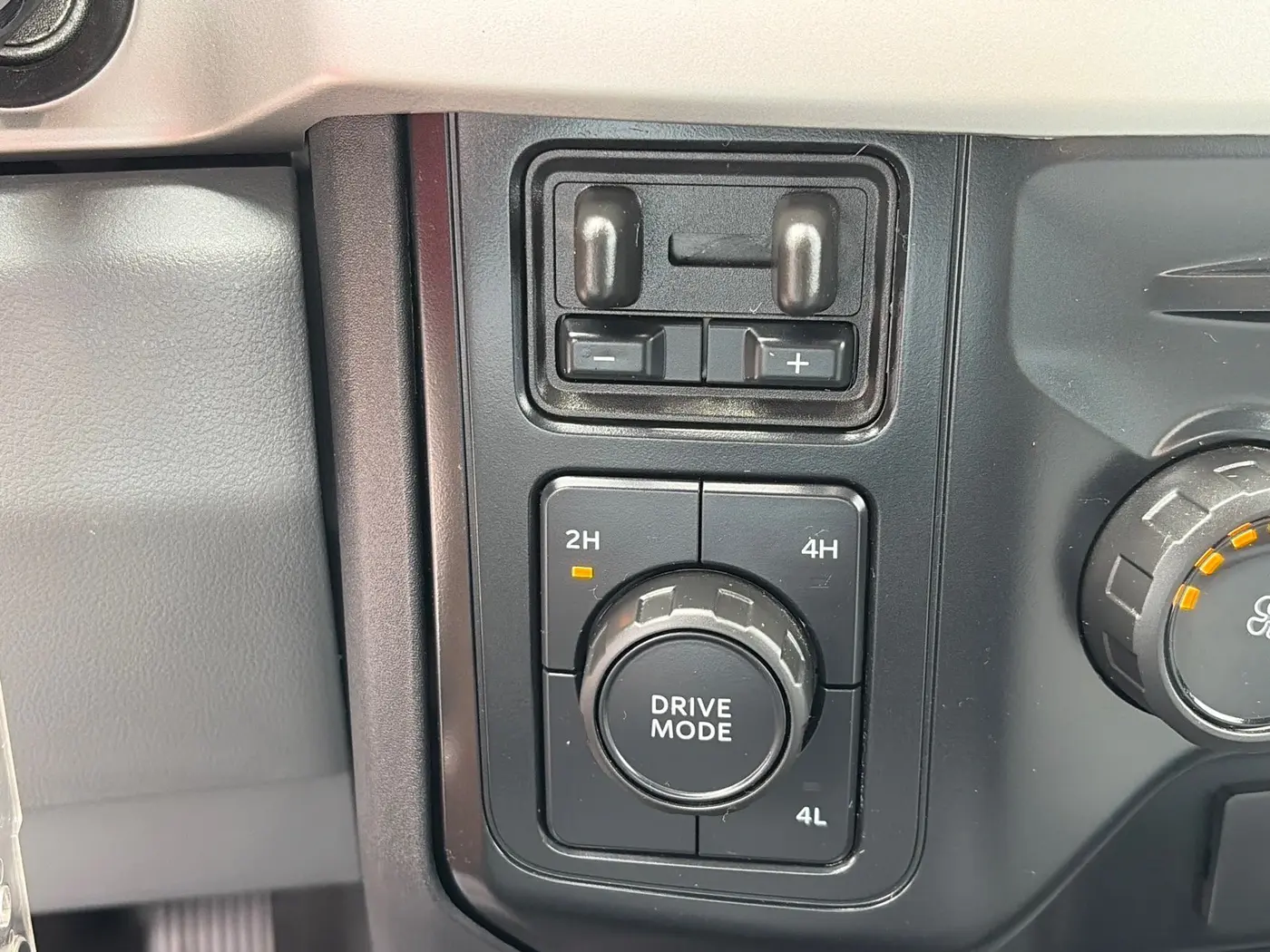 2026 Ford F-350 - $59,922