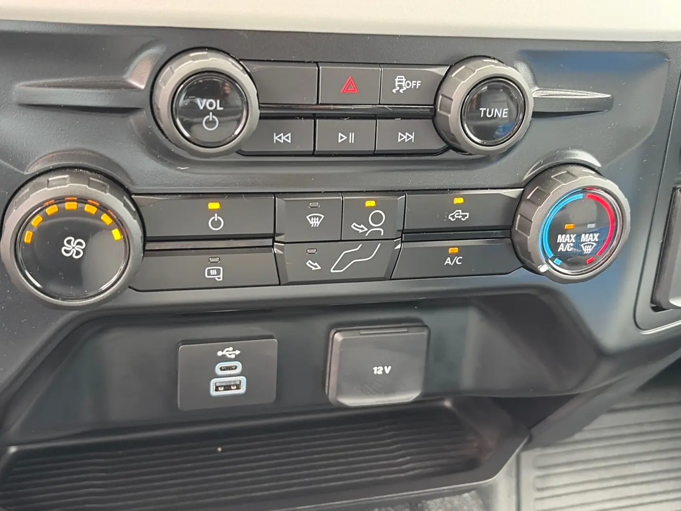 2026 Ford F-350 - $59,922