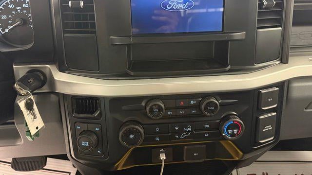 2025 Ford F-350 Super Duty XL