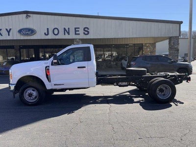 2023 Ford F-350 Super Duty 4X4 XL 2DR Regular Cab 145 In. WB DRW Chassis