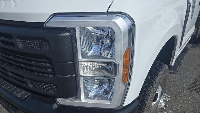 2024 Ford F-350 Super Duty XL