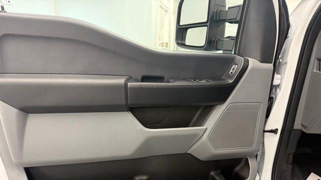 2025 Ford F-350 Super Duty XL