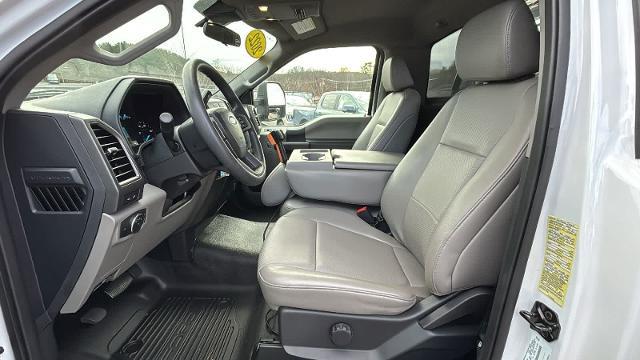 2022 Ford F-350 Super Duty XL