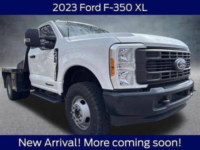 2023 Ford F-350 Super Duty 4X4 XL 2DR Regular Cab 145 In. WB DRW Chassis