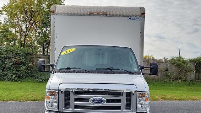 2017 Ford E-Series E-350 SD