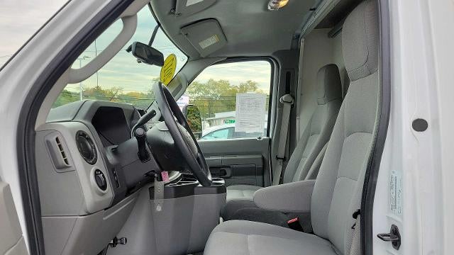 2017 Ford E-Series E-350 SD