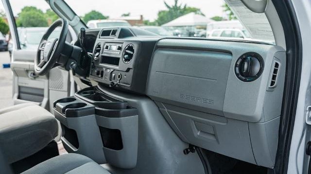 2021 Ford E-Series E-350 SD