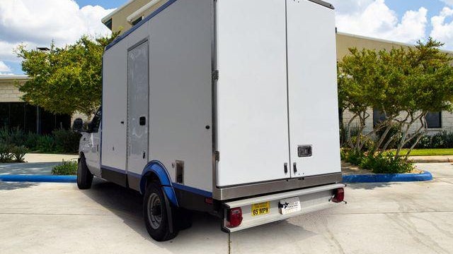2023 Ford E-Series E-350 SD