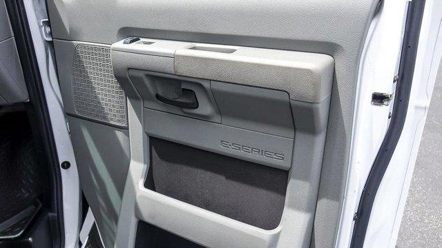 2022 Ford E-Series E-350 SD