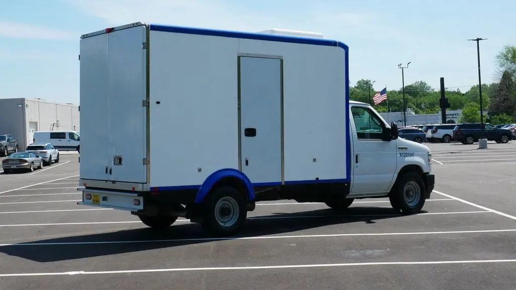 2023 Ford E-Series E-350 SD