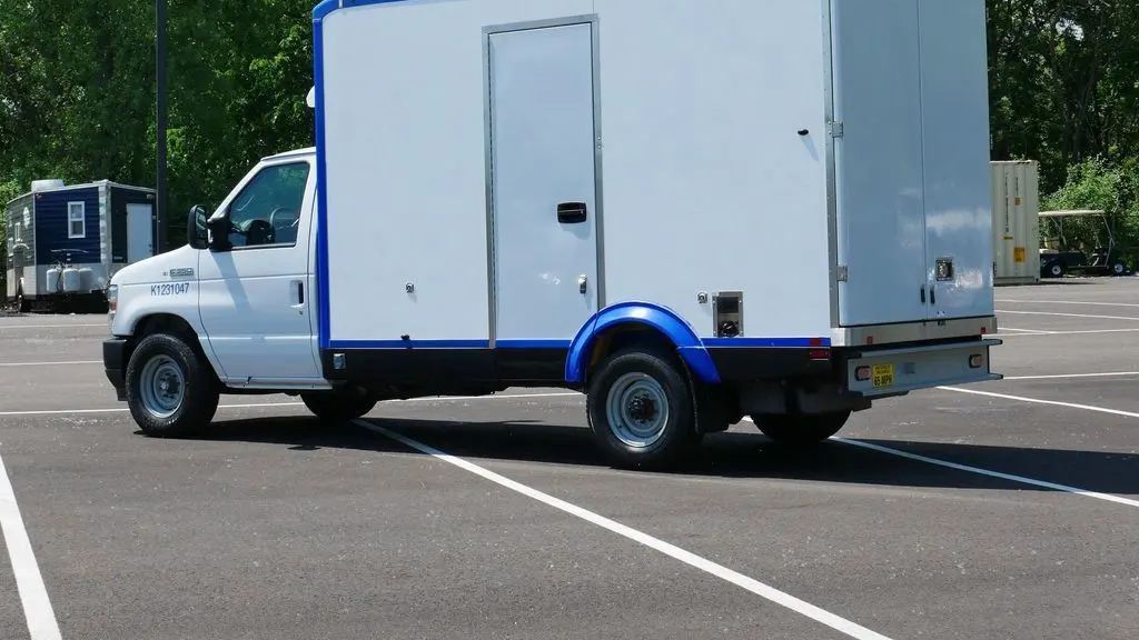 2023 Ford E-Series E-350 SD