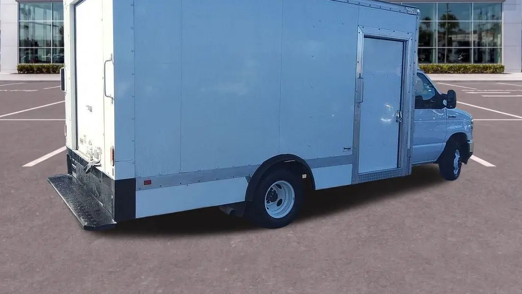 2022 Ford E-Series E-350 SD