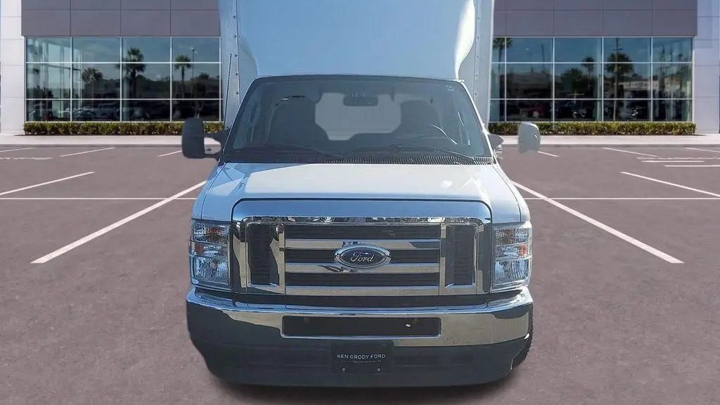 2022 Ford E-Series E-350 SD