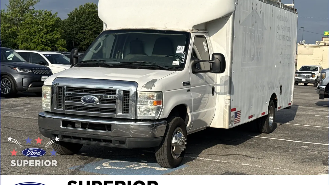 2013 Ford E-Series E-350 SD