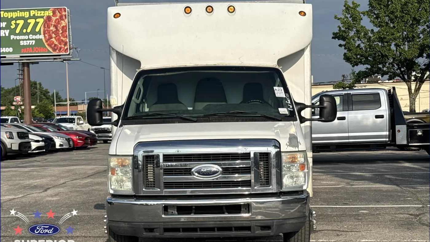 2013 Ford E-Series E-350 SD