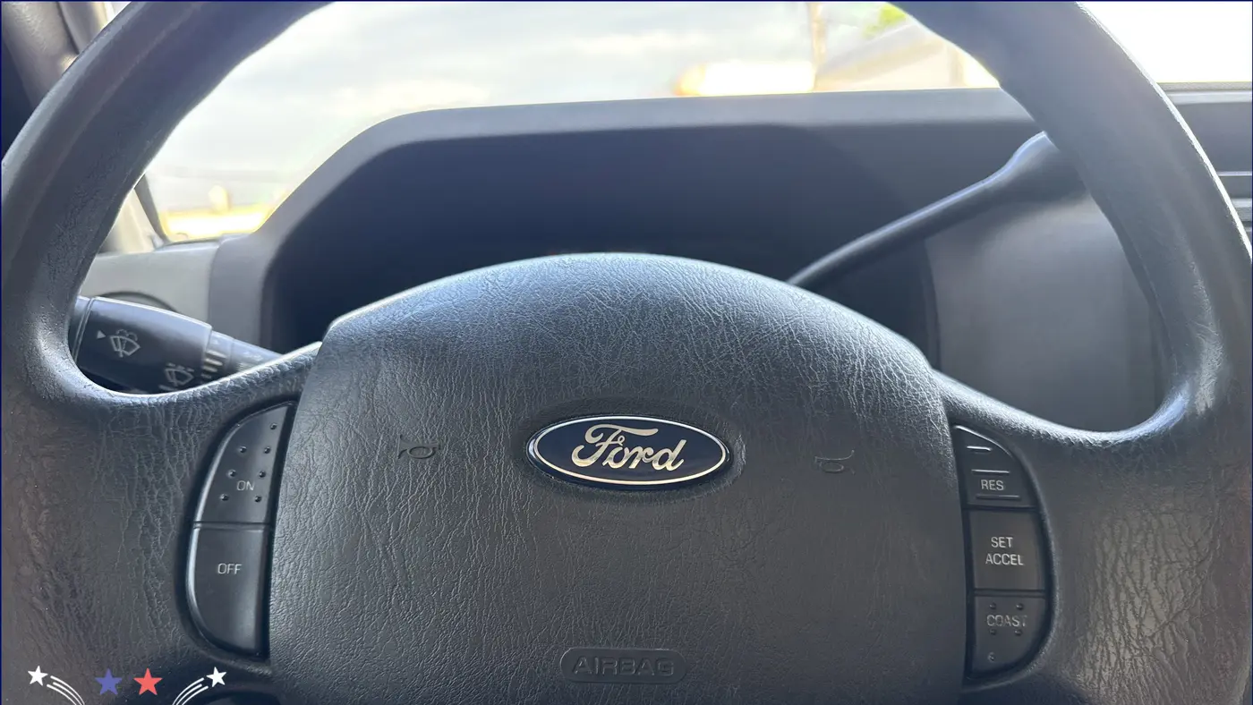 2013 Ford E-Series E-350 SD