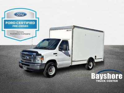 2016 Ford E-Series E-350 SD 2DR 138 In. WB SRW Cutaway Chassis