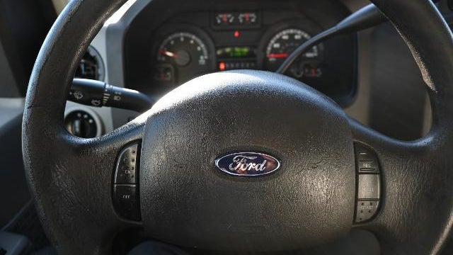 2016 Ford E-Series E-350 SD