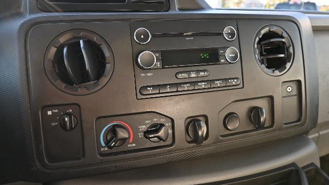 2016 Ford E-Series E-350 SD