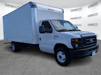 2015 Ford E-Series E-350 SD 2DR 138 In. WB SRW Cutaway Chassis