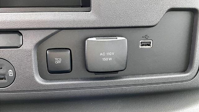 2025 Ford E-Series E-350 SD