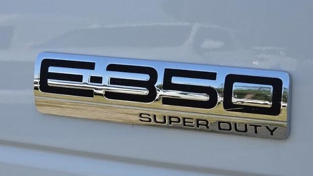 2024 Ford E-Series E-350 SD