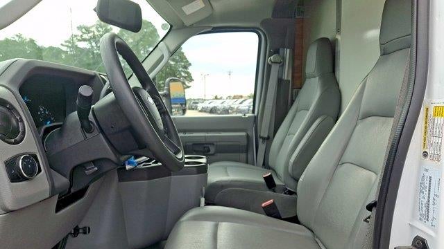 2025 Ford E-Series E-350 SD