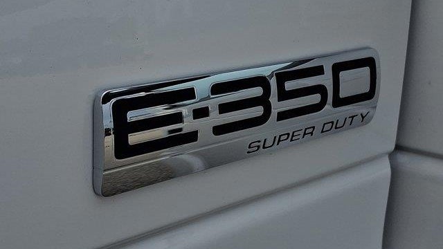 2025 Ford E-Series E-350 SD