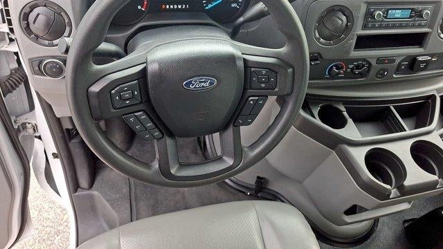 2025 Ford E-Series E-350 SD