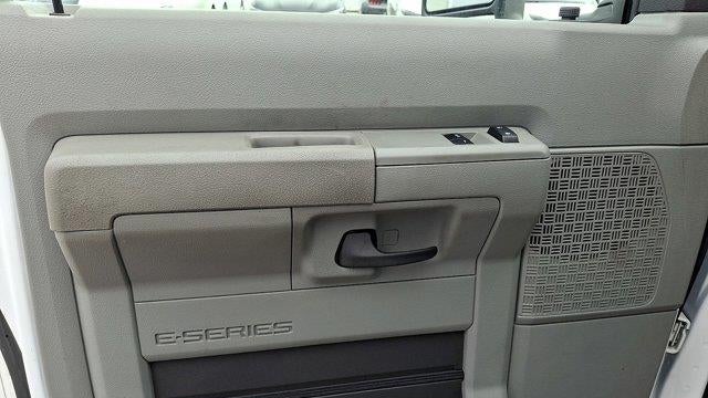2025 Ford E-Series E-350 SD