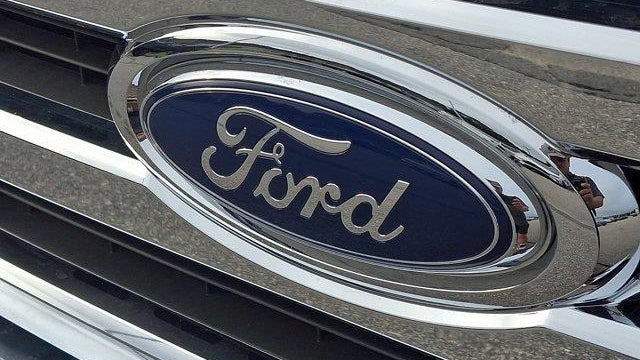 2025 Ford E-Series E-350 SD