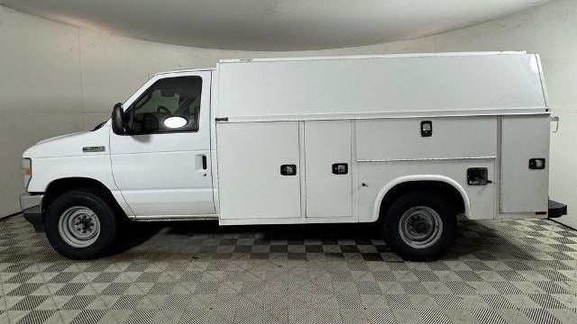2021 Ford E-Series E-350 SD