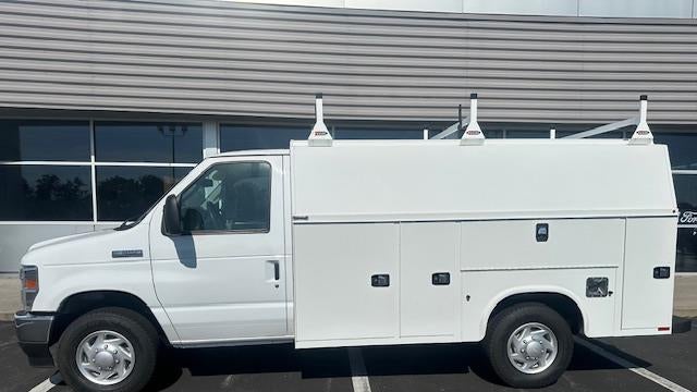 2025 Ford E-Series E-350 SD
