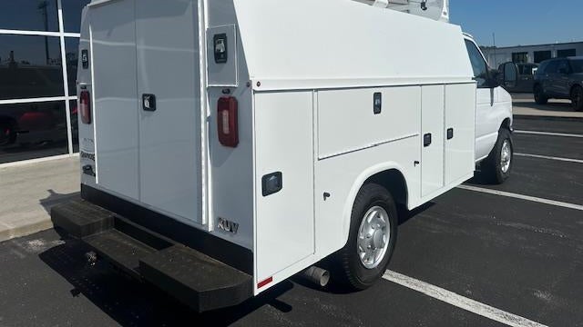 2025 Ford E-Series E-350 SD