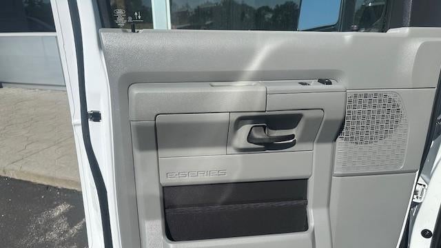 2025 Ford E-Series E-350 SD