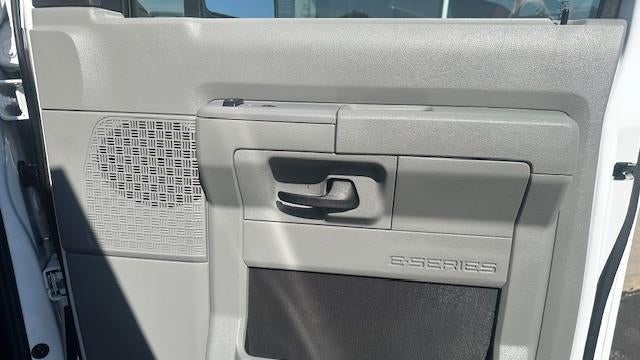 2025 Ford E-Series E-350 SD