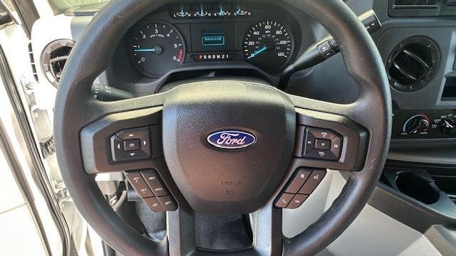 2025 Ford E-Series E-350 SD