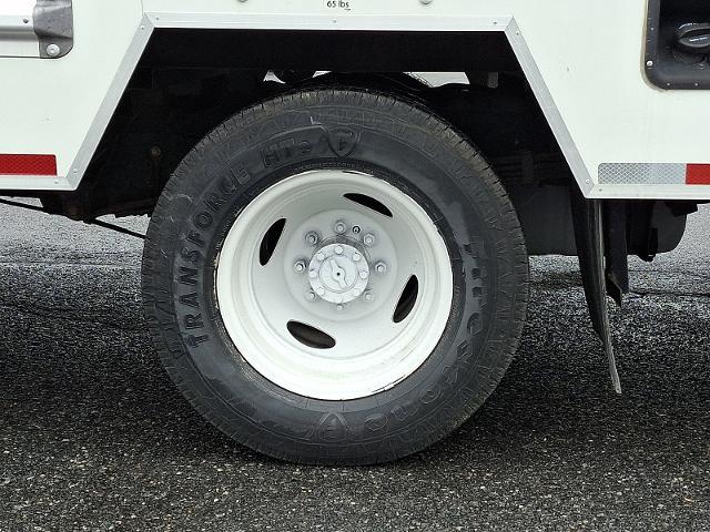 2022 Ford E-350 - $24,895