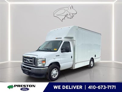 2022 Ford E-Series E-350 SD 2DR 138 In. WB SRW Cutaway Chassis