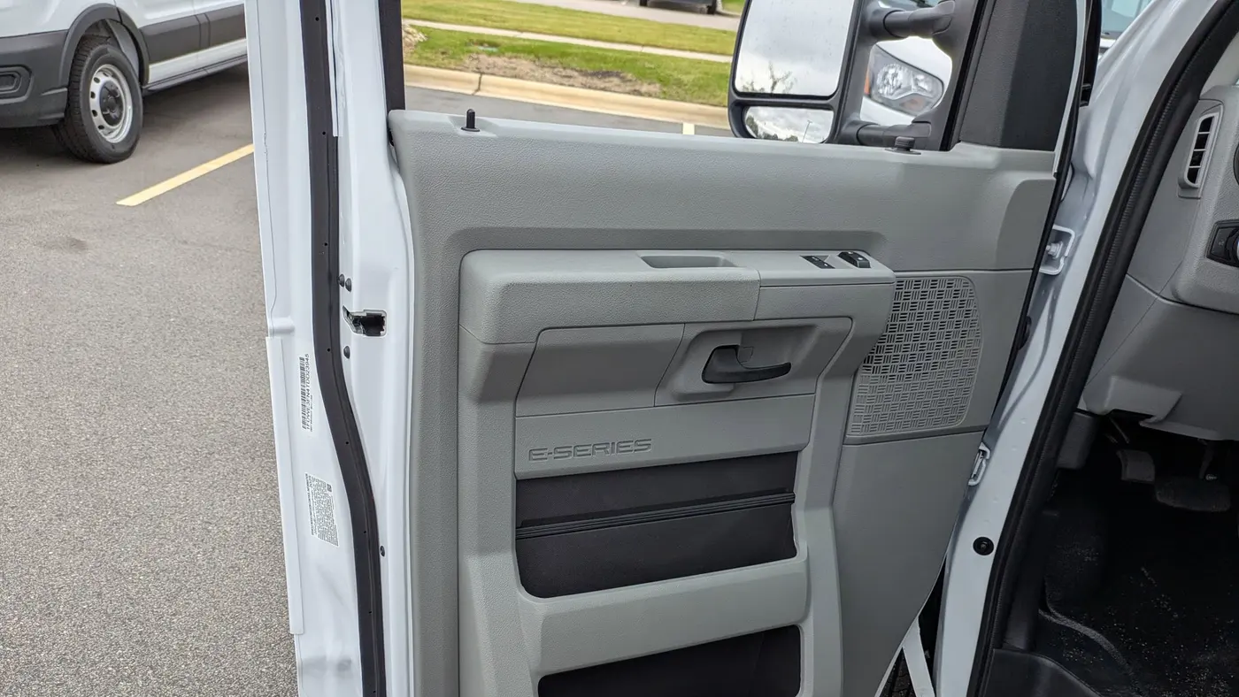 2026 Ford E-Series E-350 SD