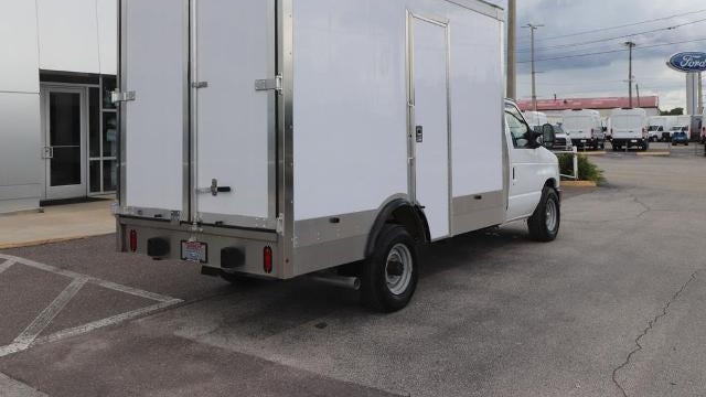 2024 Ford E-Series E-350 SD